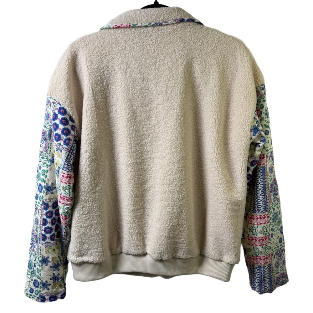 Hem & Thread Teddy Jacket - Picture 2 of 7
